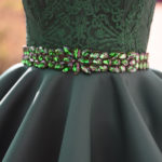 Smaragzöld köves öv kötős öv