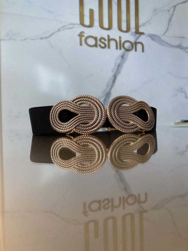 Fonott arany csatos öv