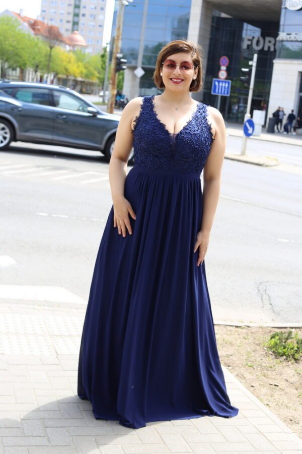 Molett push-up gyöngyös muszlin maxi ruha