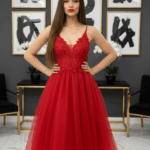 Bordó pántos csipkés tüllös ruha