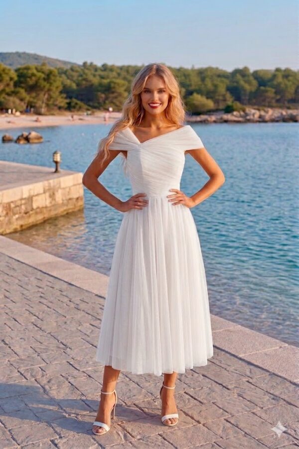 Andrea ekrü ejtett vállú tüllös midi ruha